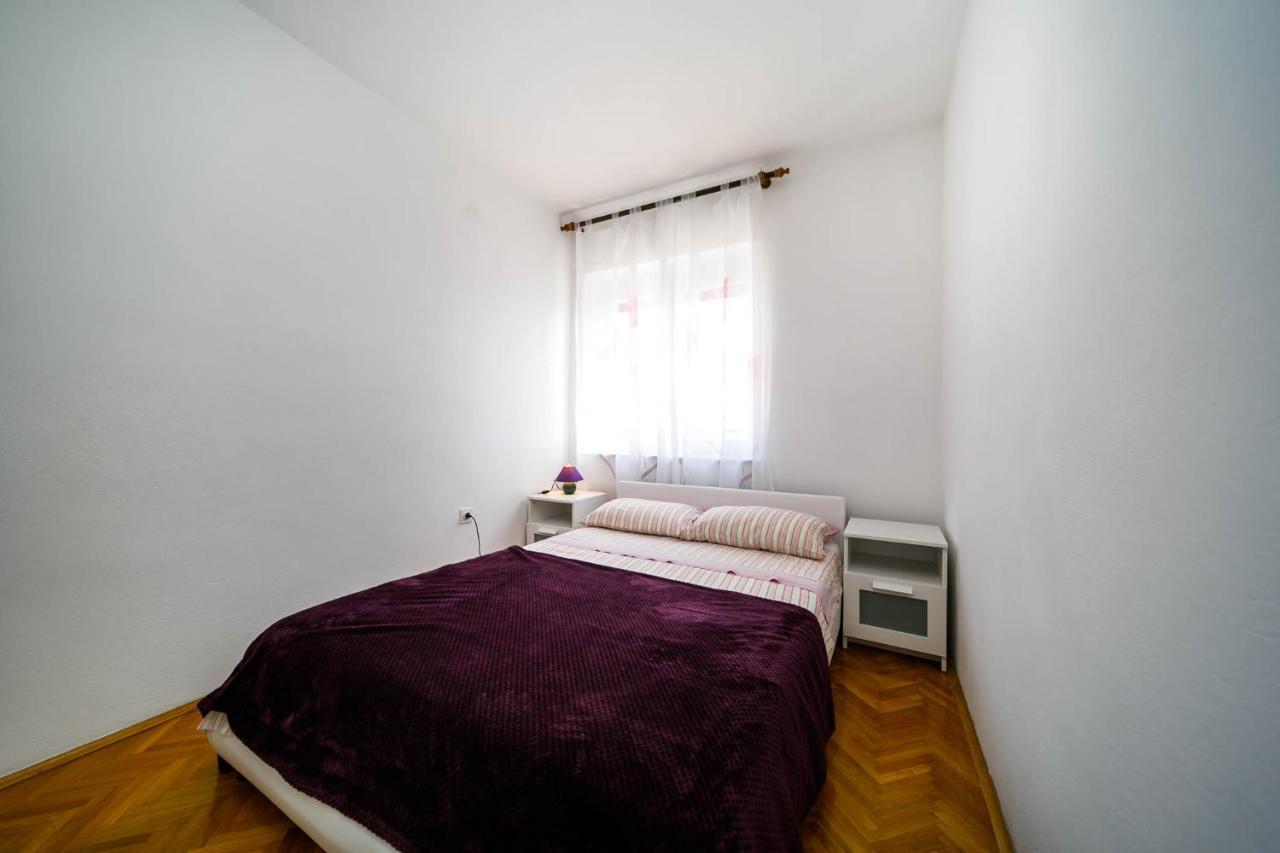 Apartments Mate Balote 54 Krk Kültér fotó